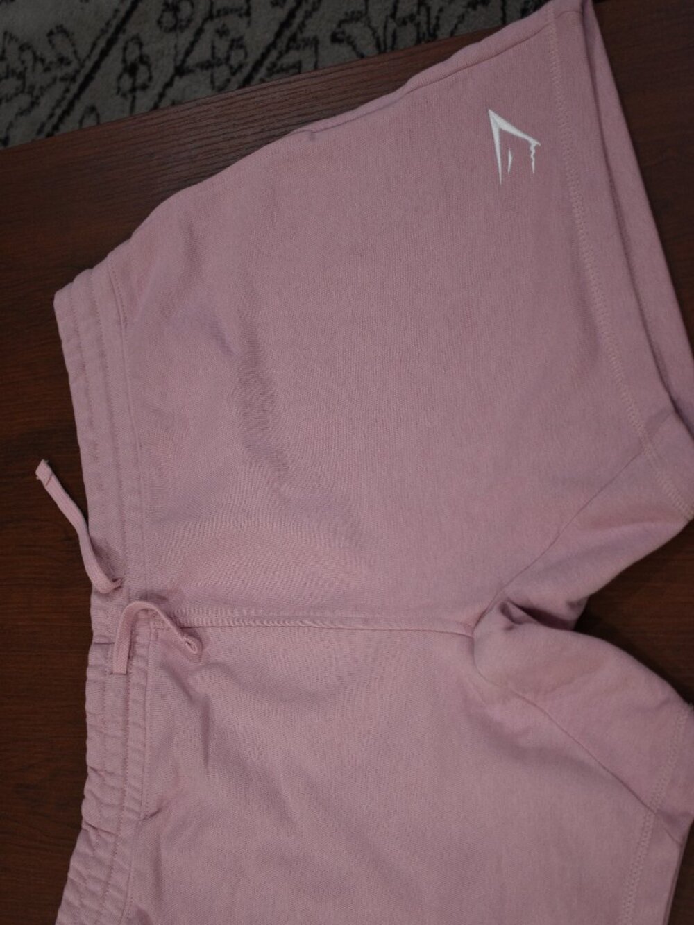 Gymshark Crest 7” Shorts Pink NWT Slim Fit - Size M - Picture 2 of 6